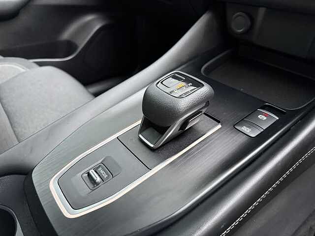 Nissan Qashqai 1.3 DIG-T (158ps) N-Connecta