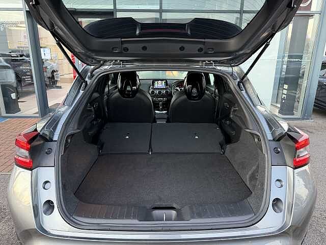 Nissan Juke 1.6 Hybrid (143ps) Tekna