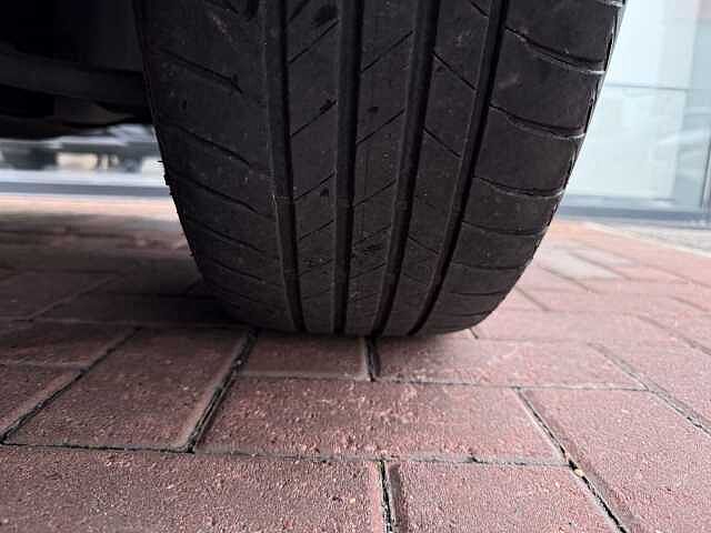 Nissan Juke 1.0 DIG-T (114ps) N-Connecta