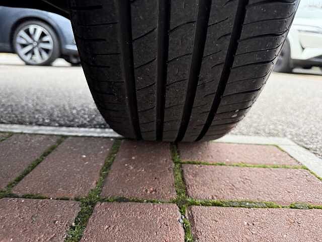 Nissan Juke 1.0 DIG-T (114ps) N-Connecta