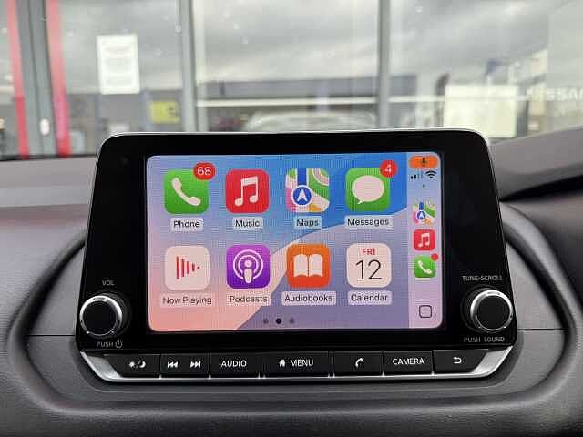 Nissan Qashqai 1.3 DIG-T (158ps) Acenta Premium [Glass Roof]