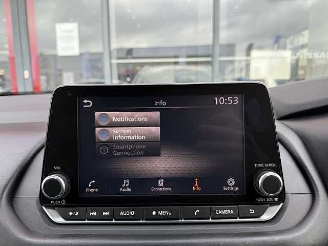 Nissan Qashqai 1.3 DIG-T (158ps) Acenta Premium [Glass Roof]