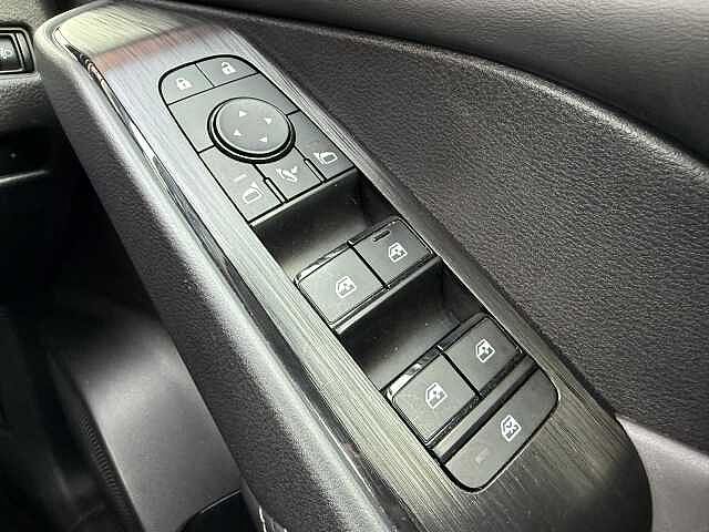 Nissan Qashqai 1.3 DIG-T (158ps) Acenta Premium [Glass Roof]