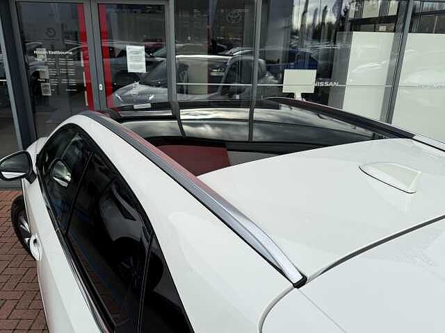 Nissan Qashqai 1.3 DIG-T (158ps) Acenta Premium [Glass Roof]