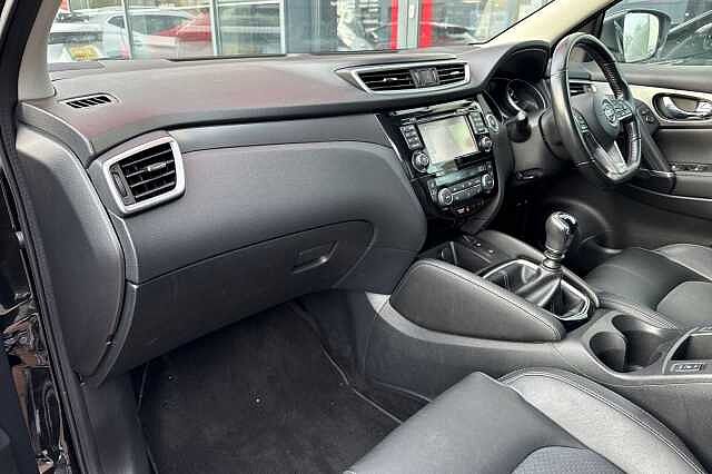 Nissan Qashqai 1.3 DIG-T Tekna