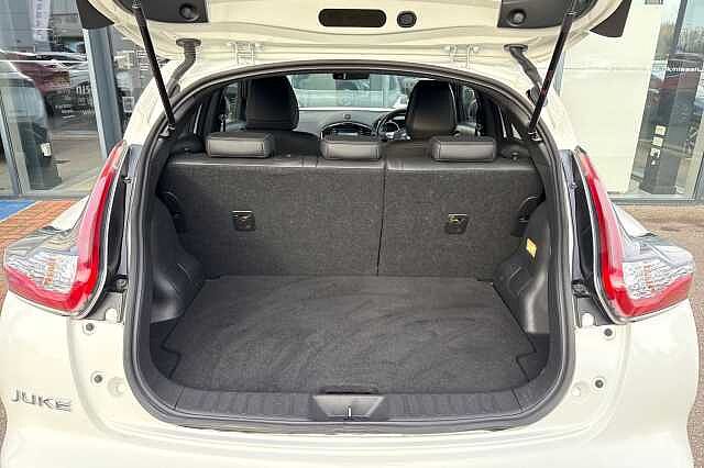 Nissan Juke 1.6 Tekna 5dr [Bose]