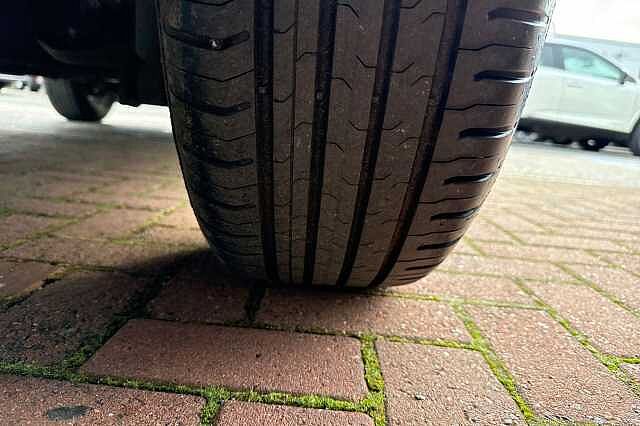 Nissan Juke 1.6 Tekna 5dr [Bose]