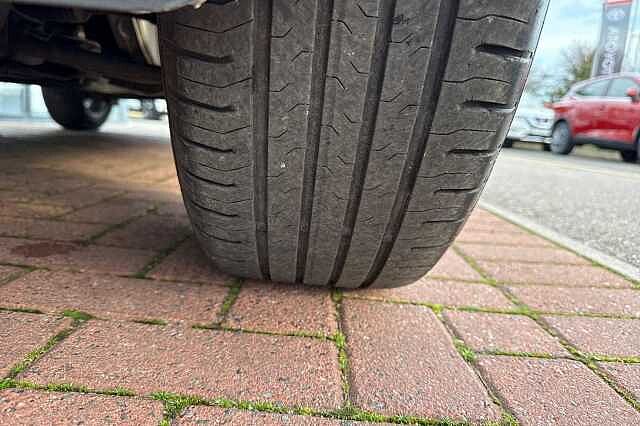 Nissan Juke 1.6 Tekna 5dr [Bose]