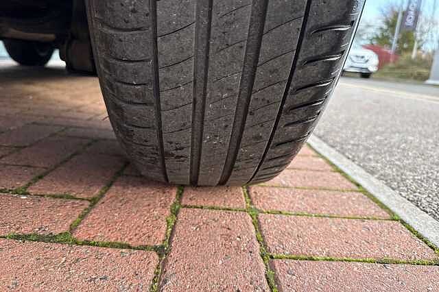 Nissan Qashqai 1.3 DIG-T (140ps) Acenta Premium