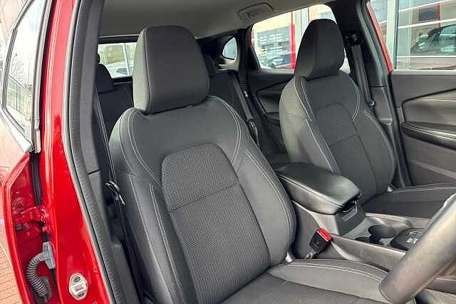 Nissan Qashqai 1.3 DIG-T (140ps) Acenta Premium