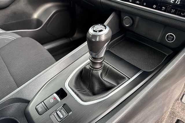 Nissan Qashqai 1.3 DIG-T (140ps) Acenta Premium