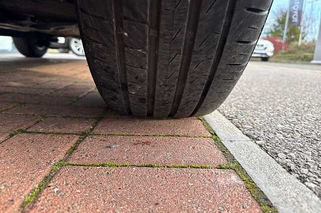 Nissan Qashqai 1.3 DIG-T (140ps) Acenta Premium