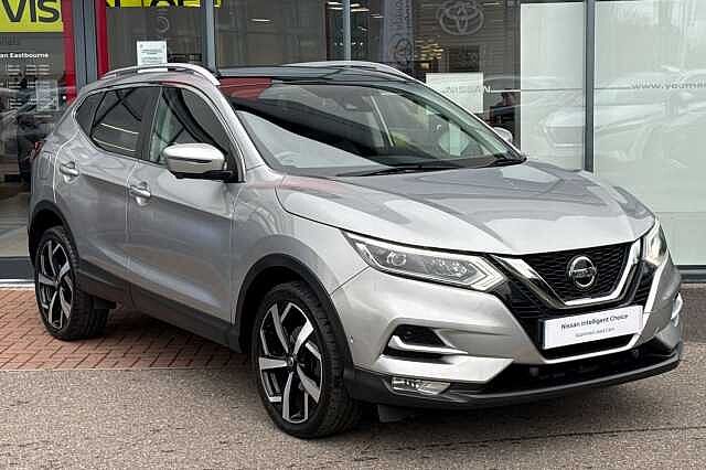 Nissan Qashqai 1.3 DIG-T (160ps) Tekna