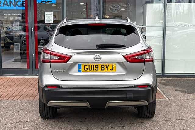 Nissan Qashqai 1.3 DIG-T (160ps) Tekna
