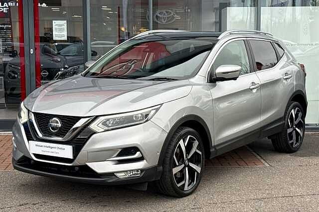 Nissan Qashqai 1.3 DIG-T (160ps) Tekna