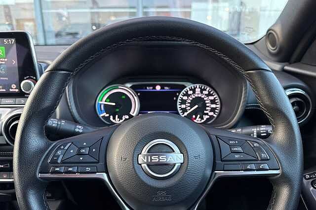 Nissan Juke 1.6 Hybrid (143ps) N-Connecta