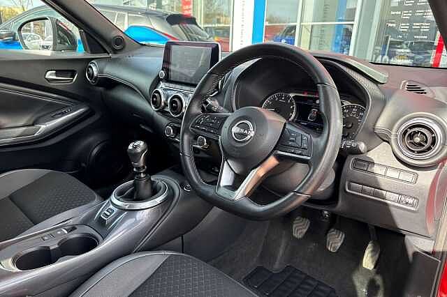 Nissan Juke 1.0 DIG-T (114ps) N-Connecta