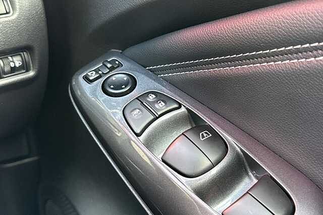 Nissan Juke 1.0 DIG-T (114ps) N-Connecta