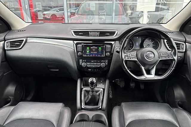Nissan Qashqai 1.3 DIG-T (140ps) Tekna
