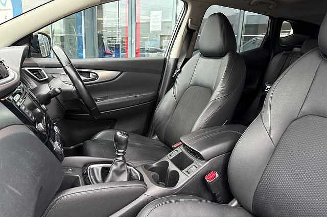 Nissan Qashqai 1.3 DIG-T (140ps) Tekna