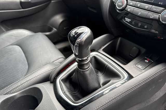 Nissan Qashqai 1.3 DIG-T (140ps) Tekna