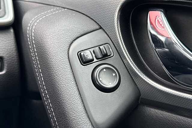 Nissan Qashqai 1.3 DIG-T (140ps) Tekna