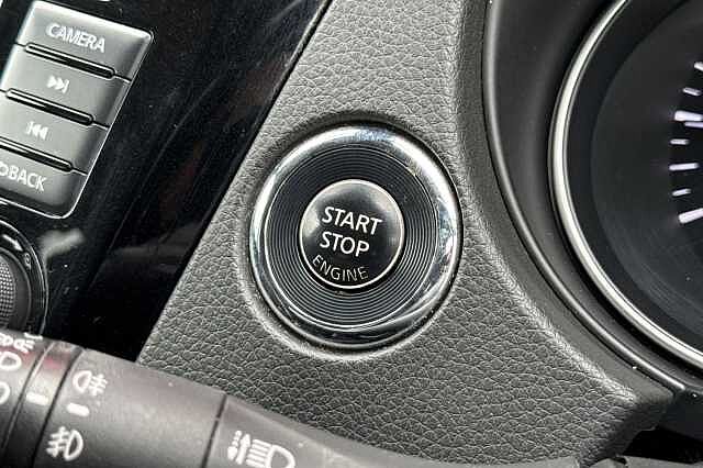 Nissan Qashqai 1.3 DIG-T (140ps) Tekna