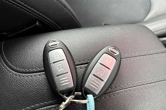 Nissan Qashqai 1.3 DIG-T (140ps) Tekna