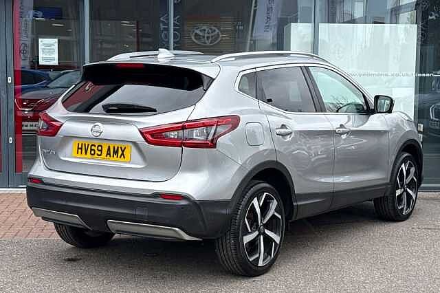 Nissan Qashqai 1.3 DIG-T (140ps) Tekna