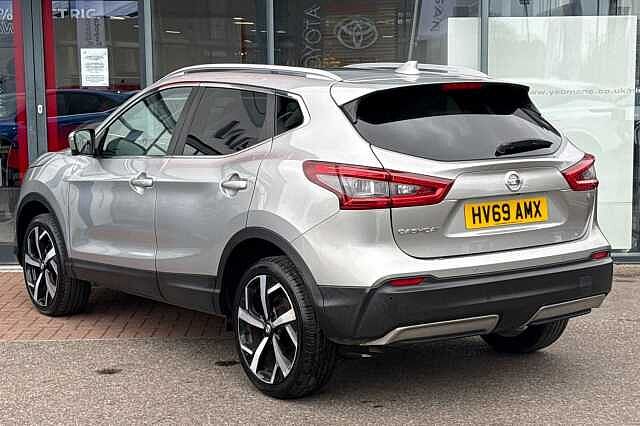 Nissan Qashqai 1.3 DIG-T (140ps) Tekna