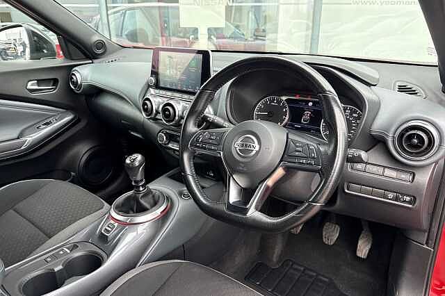 Nissan Juke 1.0 DIG-T (117ps) N-Connecta