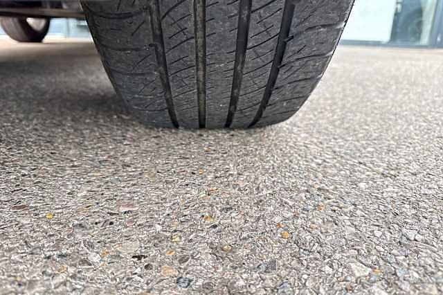 Nissan Juke 1.0 DIG-T (117ps) N-Connecta