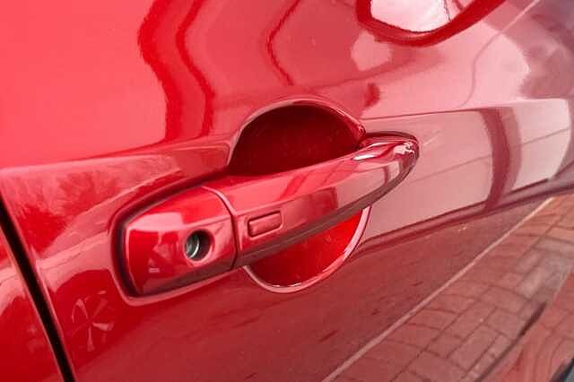 Nissan Juke 1.0 DIG-T (117ps) N-Connecta