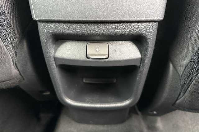 Nissan Juke 1.0 DIG-T (117ps) N-Connecta