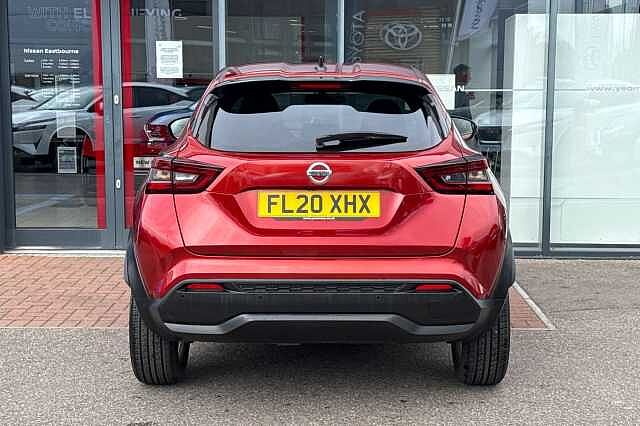 Nissan Juke 1.0 DIG-T (117ps) N-Connecta