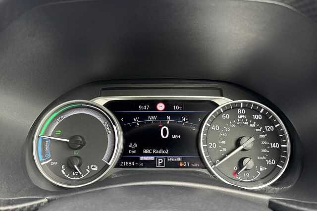 Nissan Juke 1.6 Hybrid (143ps) N-Connecta