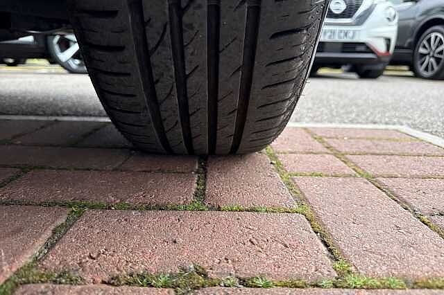 Nissan Juke 1.6 Hybrid (143ps) N-Connecta