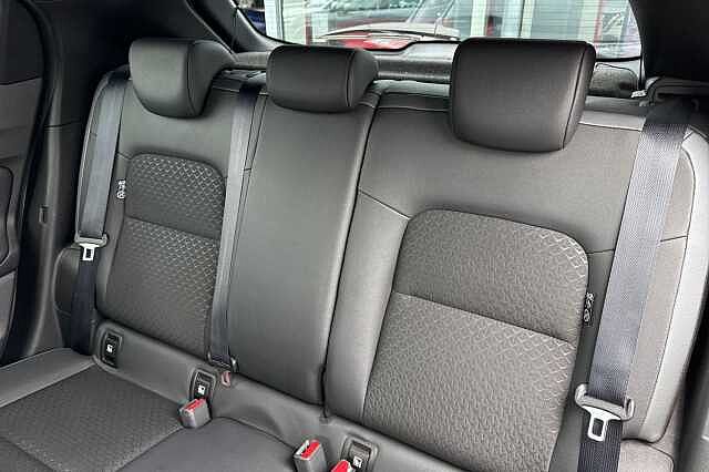 Nissan Juke 1.6 Hybrid (143ps) N-Connecta