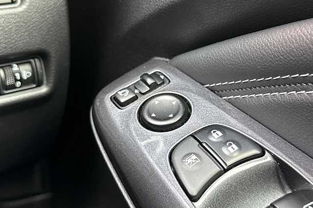 Nissan Juke 1.6 Hybrid (143ps) N-Connecta