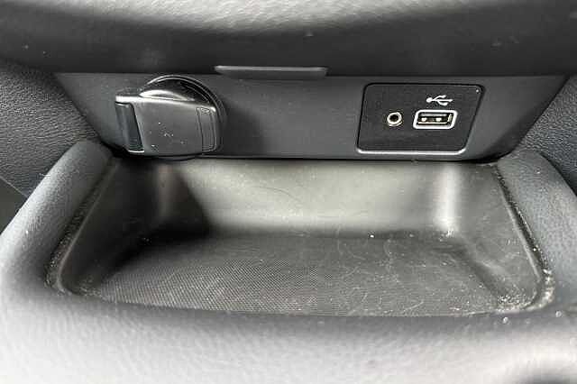 Nissan Juke 1.6 Hybrid (143ps) N-Connecta