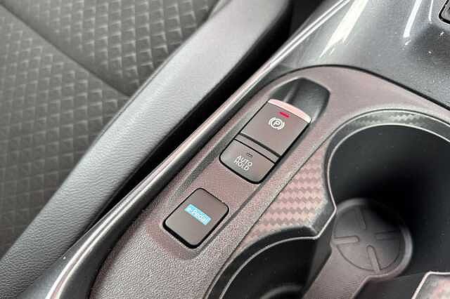 Nissan Juke 1.6 Hybrid (143ps) N-Connecta