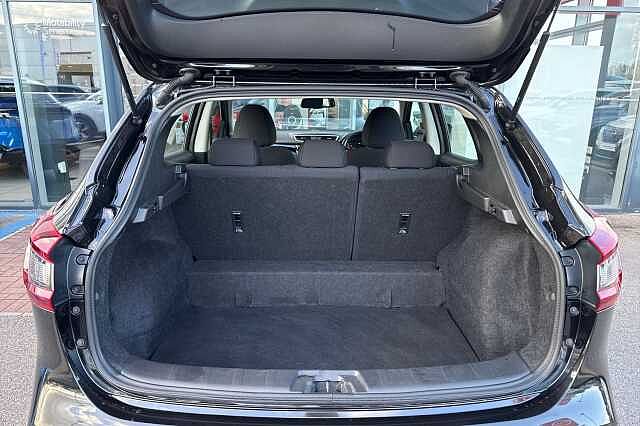 Nissan Qashqai 1.3 DiG-T (140ps) Acenta Premium