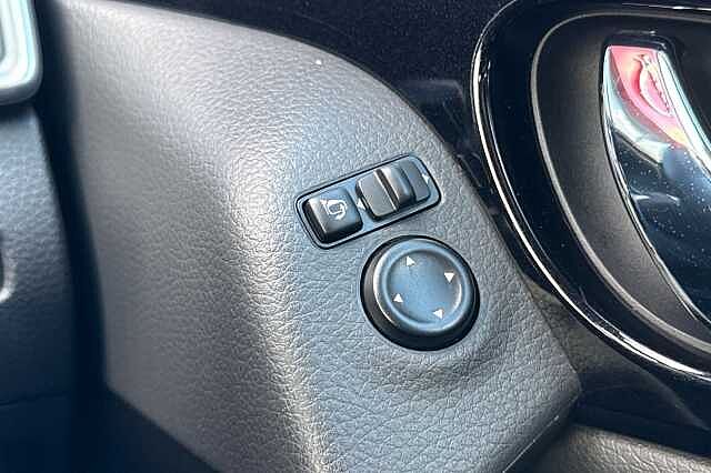 Nissan Qashqai 1.3 DiG-T (140ps) Acenta Premium