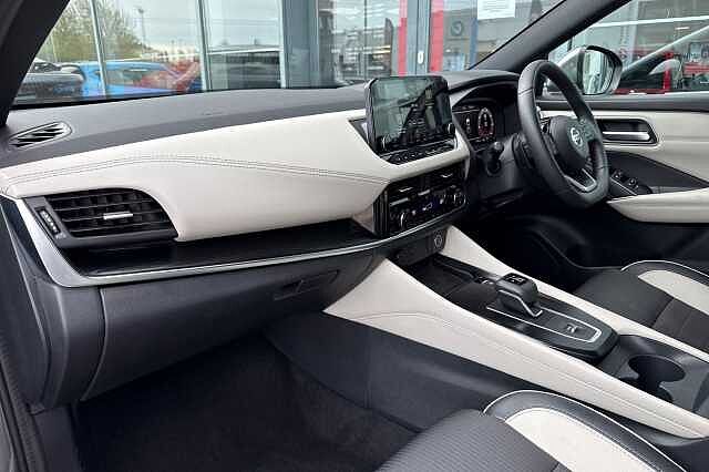 Nissan Qashqai 1.3 DIG-T (158ps) Tekna