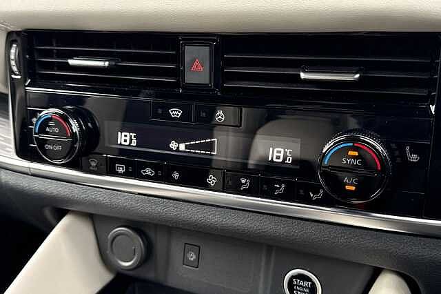 Nissan Qashqai 1.3 DIG-T (158ps) Tekna