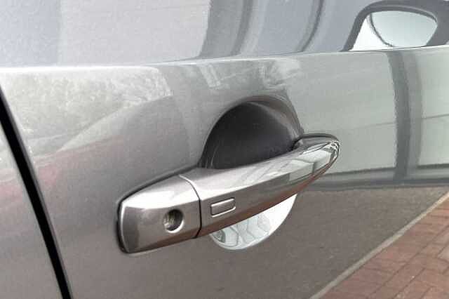 Nissan Qashqai 1.3 DIG-T (158ps) Tekna