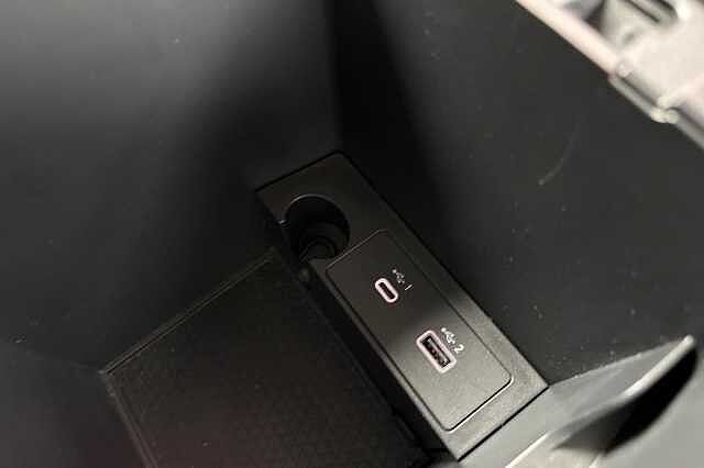 Nissan Qashqai 1.3 DIG-T (158ps) Tekna