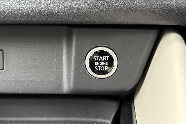 Nissan Qashqai 1.3 DIG-T (158ps) Tekna