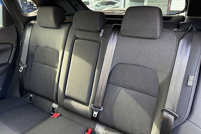 Nissan Qashqai 1.3 DIG-T (140ps) N-Connecta [Glass Roof]