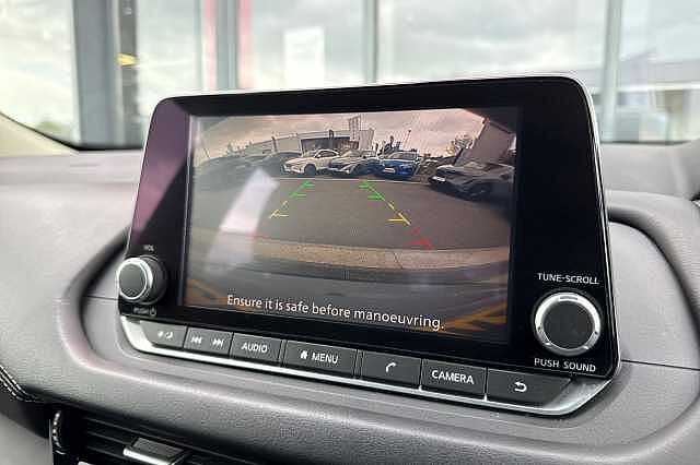 Nissan Qashqai 1.3 DIG-T (140ps) Acenta Premium